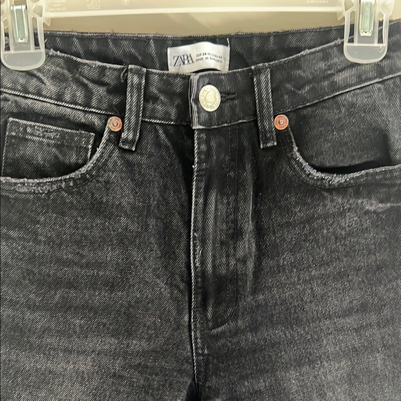 ZARA Straight Leg Ripped Black Distressed Denim - Picture 7 of 7